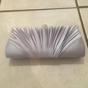 Great Vintage clutch